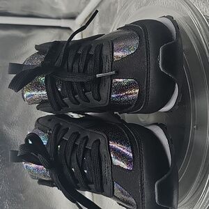 J Cat And Jack Kids Black Sneakers Prism Shiny Sz Big Kids 5